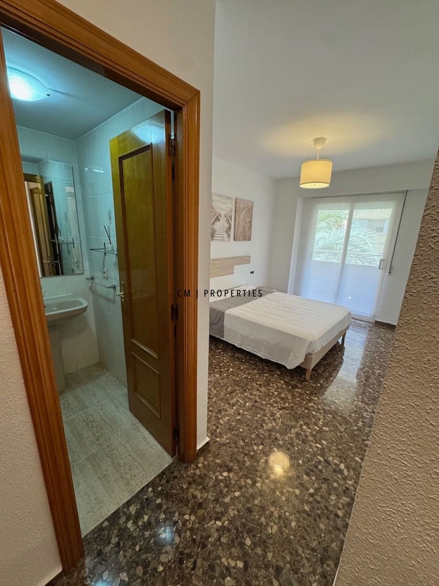 4 sypialnia Mieszkanie do wynajęcia w Miasto Walencja z garażem - 1 795 € (Ref: 10062654)
