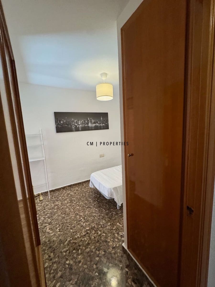 4 sypialnia Mieszkanie do wynajęcia w Miasto Walencja z garażem - 1 795 € (Ref: 10062654)