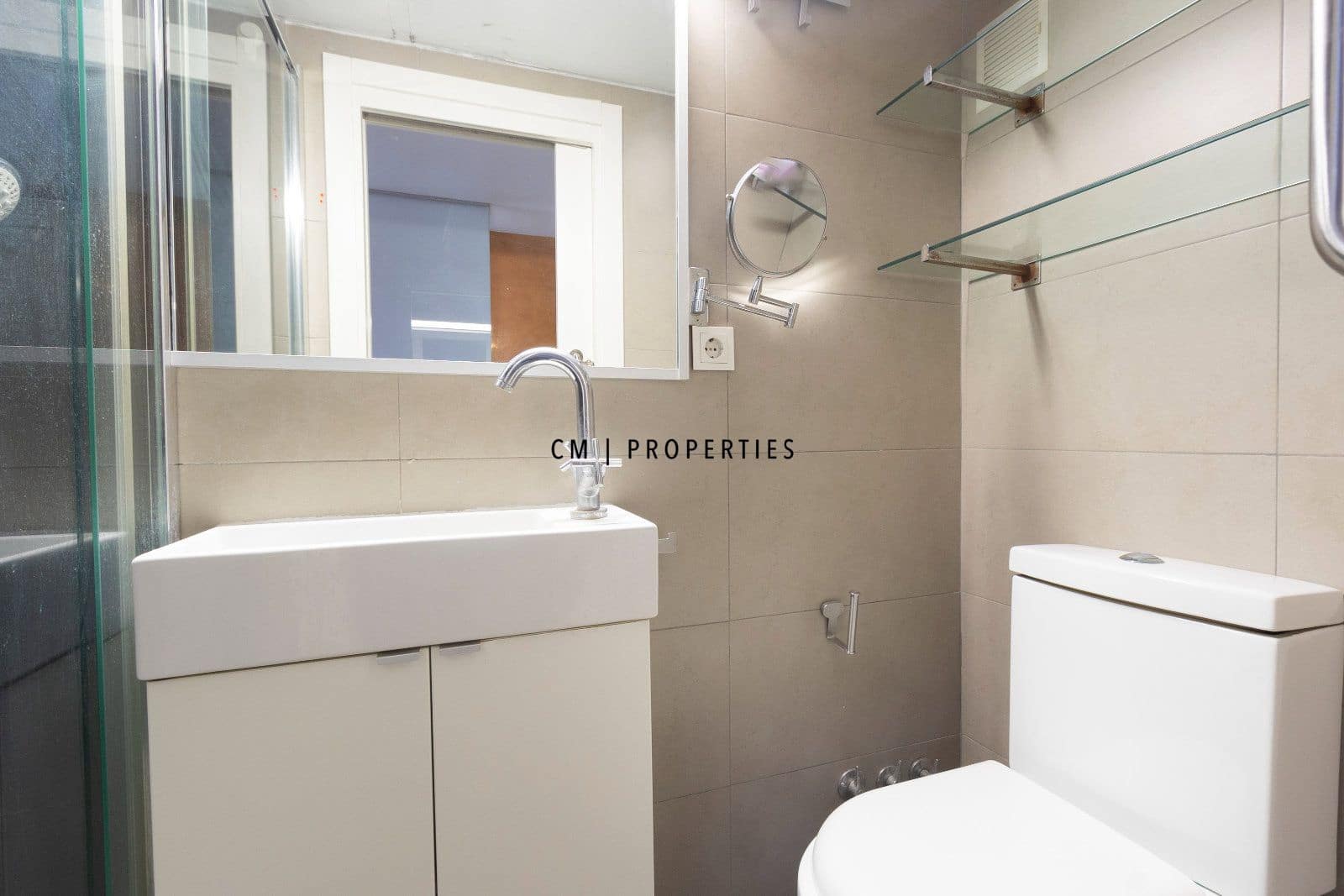 1 Zimmer Wohnung zu verkaufen in Valencia Stadt mit Pool - 220.000 € (Ref: 10062857)