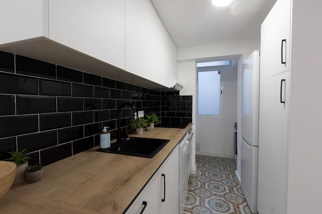 3 makuuhuone Asunto vuokrattavana paikassa Quatre Carreres, Valencia kaupunki - 1 700 € (Ref: 10070198)
