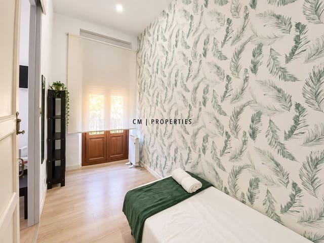 4 slaapkamer Flat te huur in L'Eixample, Valencia stad - € 1.650 (Ref: 10070253)