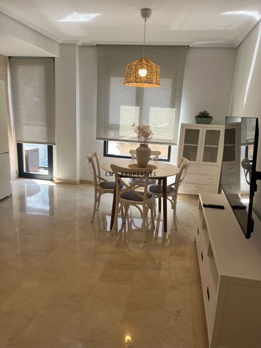 1 soveværelse Lejlighed til leje i Valencia by - € 1.300 (Ref: 10073355)