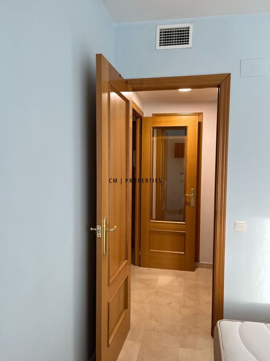 1 soveværelse Lejlighed til leje i Valencia by - € 1.300 (Ref: 10073355)