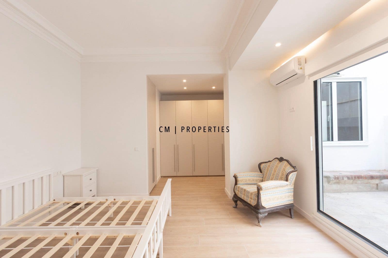 5 soverom Leilighet til leie i Valencia by - € 4 500 (Ref: 10076961)