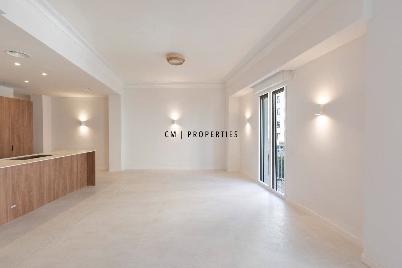 5 soverom Leilighet til leie i Valencia by - € 4 500 (Ref: 10076961)