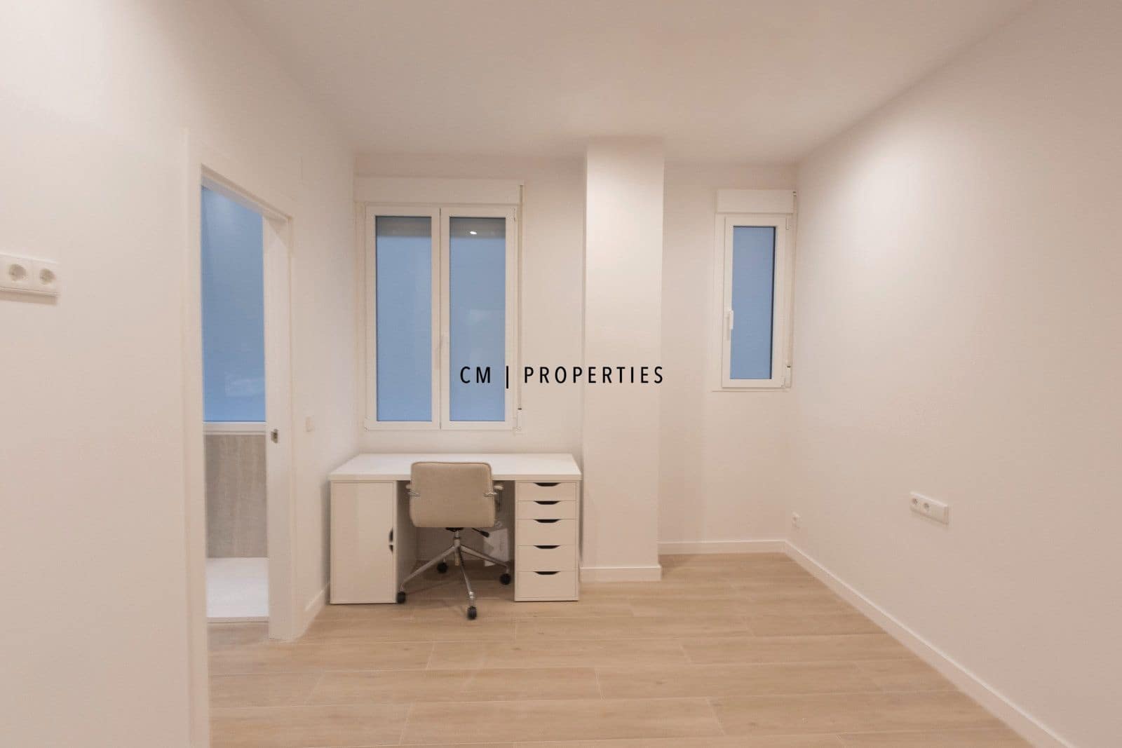5 soverom Leilighet til leie i Valencia by - € 4 500 (Ref: 10076961)