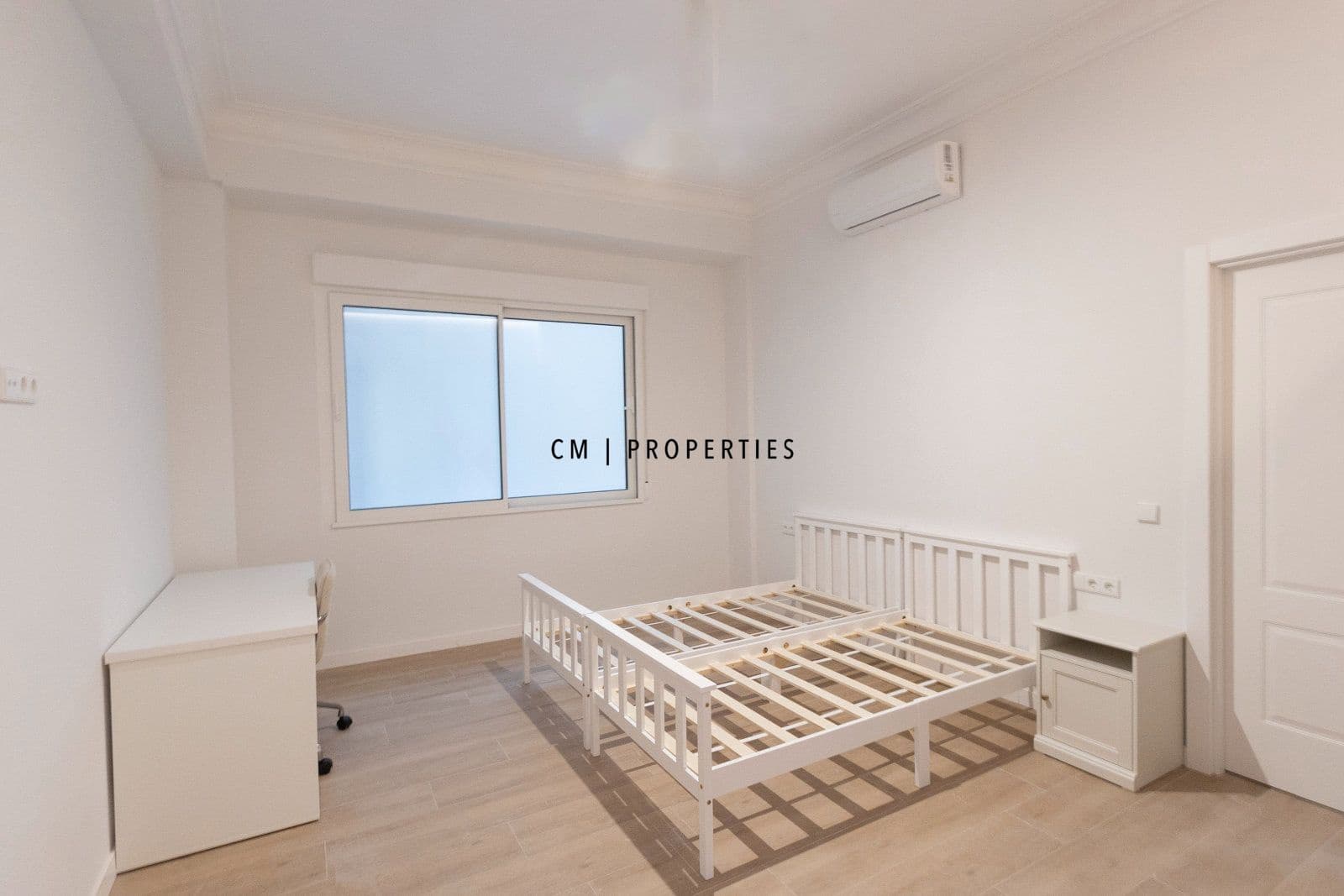 5 soverom Leilighet til leie i Valencia by - € 4 500 (Ref: 10076961)