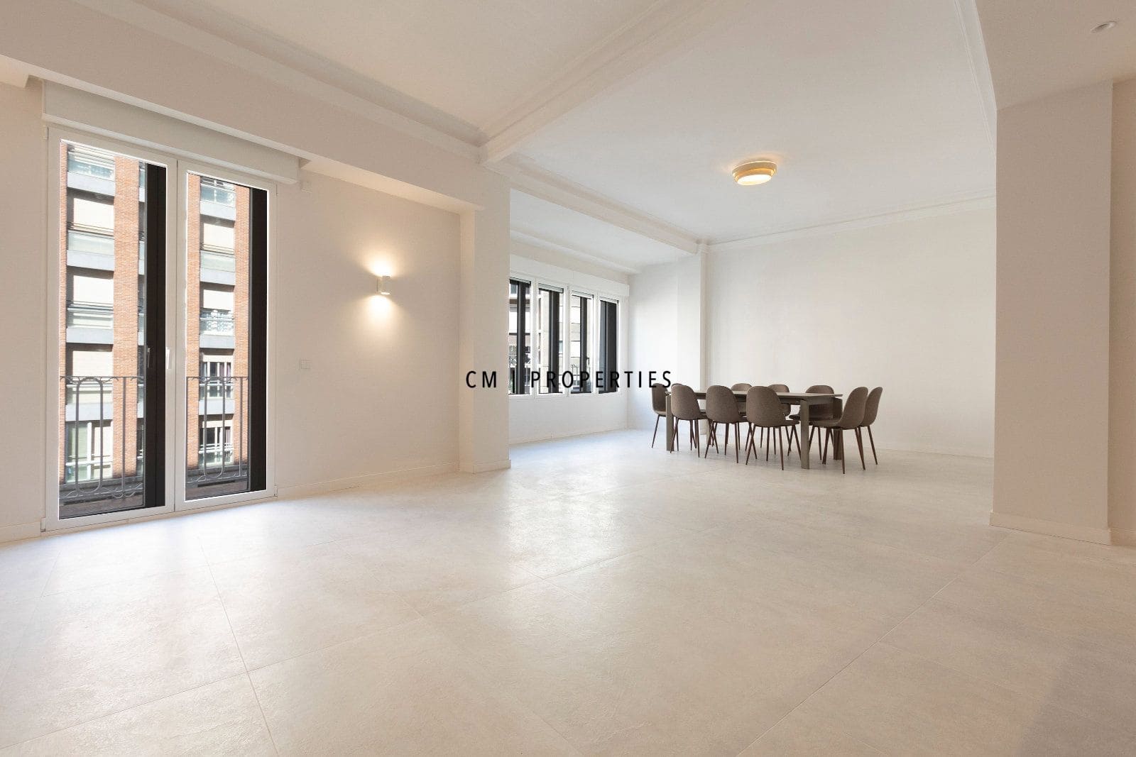 5 soverom Leilighet til leie i Valencia by - € 4 500 (Ref: 10076961)
