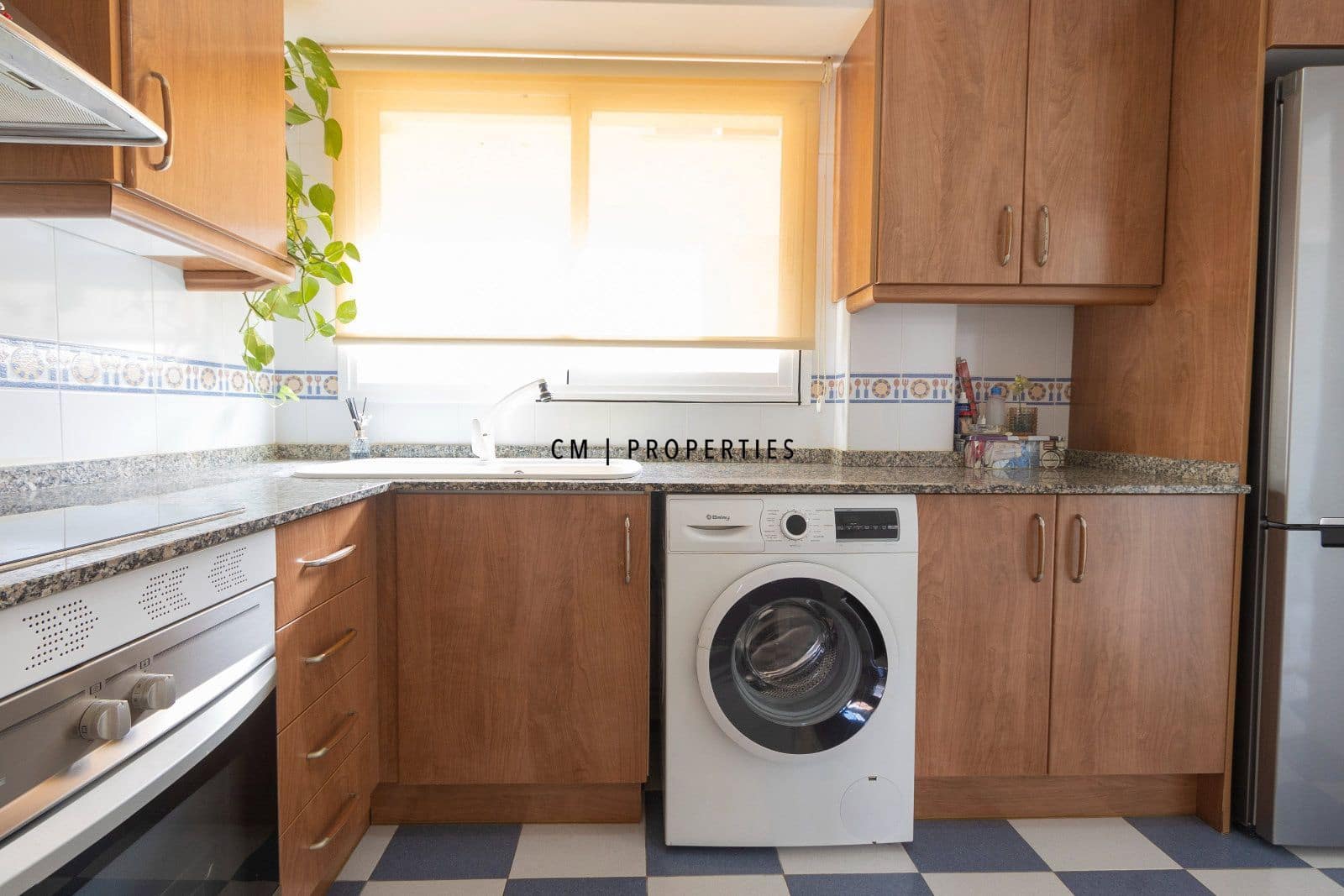 2 slaapkamer Flat te huur in Pucol met garage - € 1.100 (Ref: 10076962)