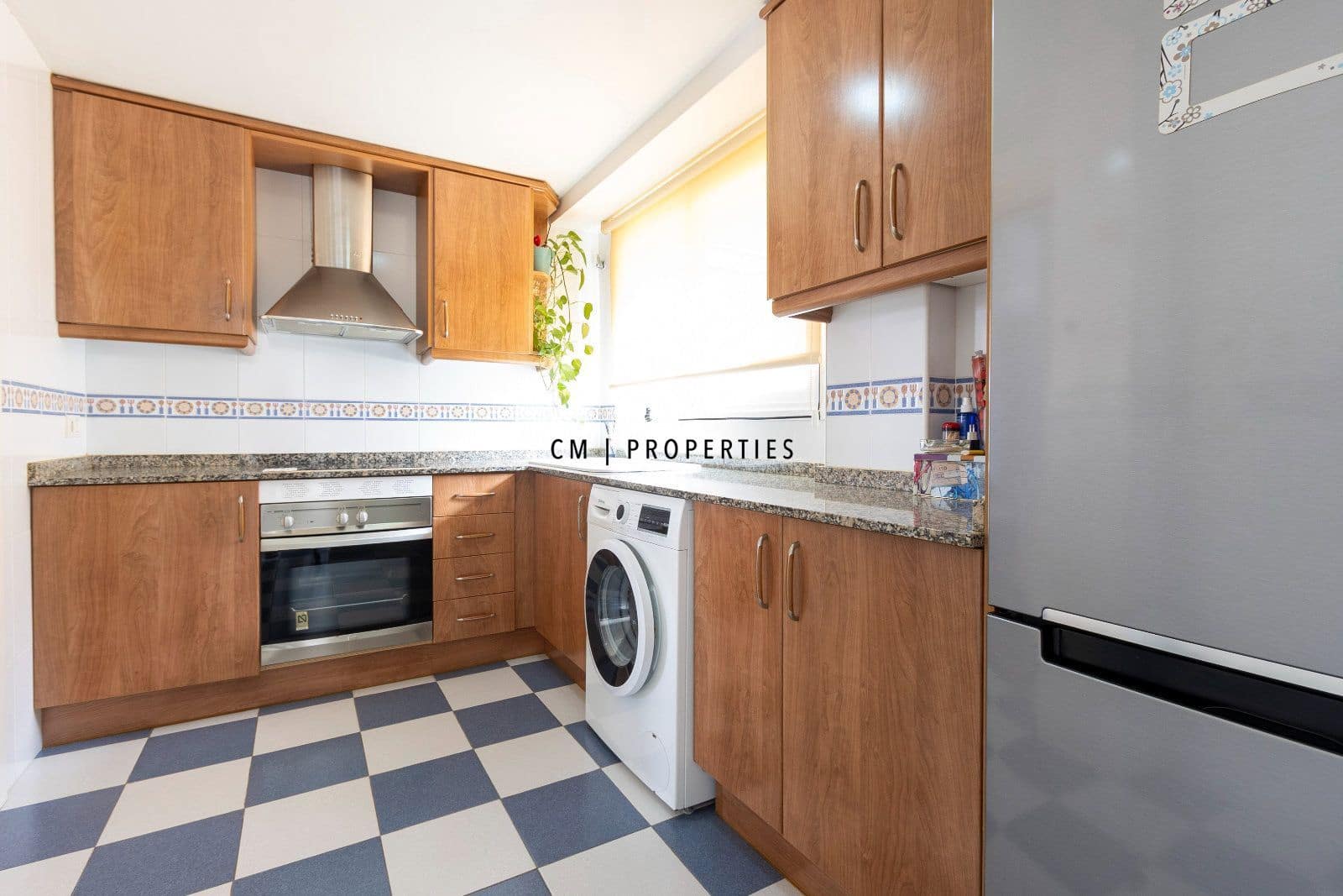 2 slaapkamer Flat te huur in Pucol met garage - € 1.100 (Ref: 10076962)