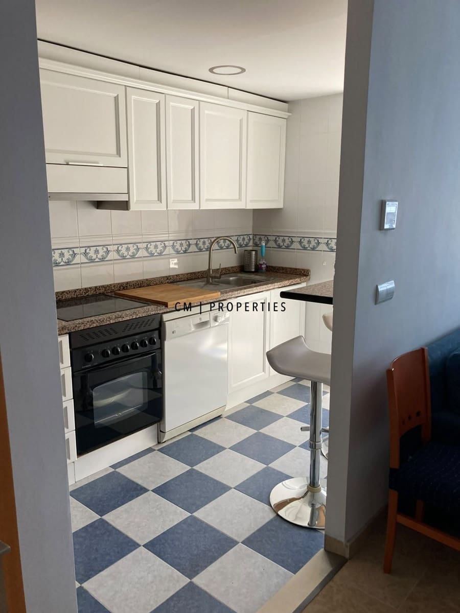 Piso de 3 habitaciones en Alfafar en alquiler con garaje - 1.350 € (Ref: 10077014)
