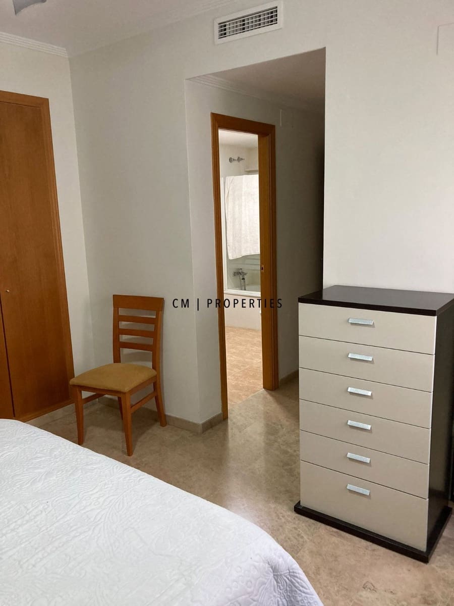 Piso de 3 habitaciones en Alfafar en alquiler con garaje - 1.350 € (Ref: 10077014)