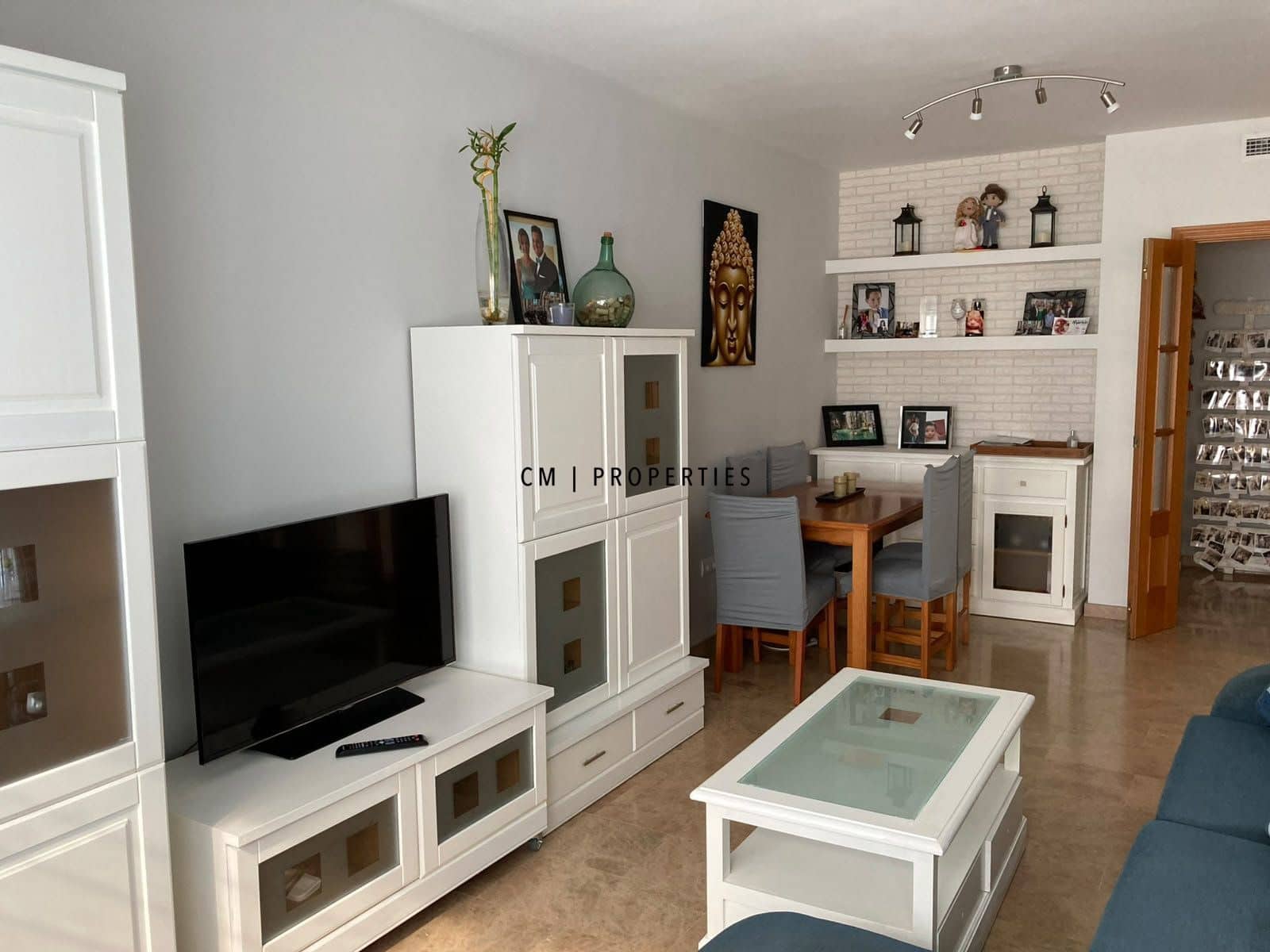 Piso de 3 habitaciones en Alfafar en alquiler con garaje - 1.350 € (Ref: 10077014)
