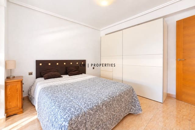 2 slaapkamer Flat te huur in Valencia stad - € 1.200 (Ref: 10077015)