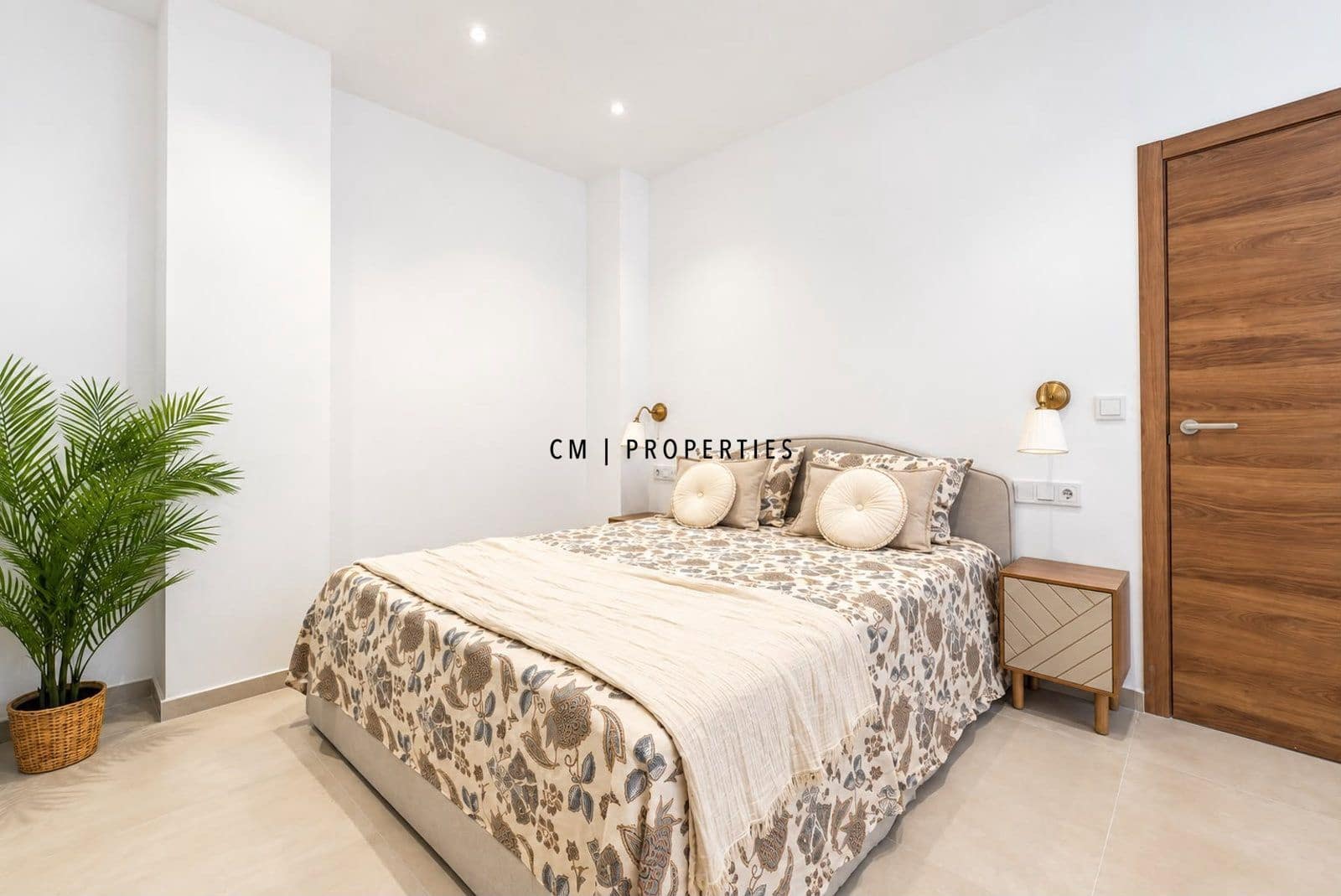 2 soveværelse Lejlighed til leje i Valencia by - € 1.890 (Ref: 10077016)