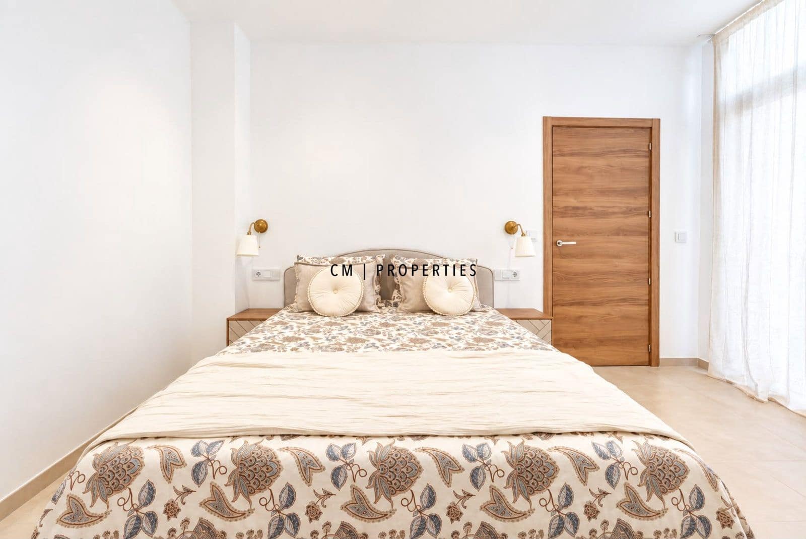 2 soveværelse Lejlighed til leje i Valencia by - € 1.890 (Ref: 10077016)