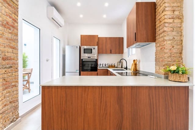 2 soveværelse Lejlighed til leje i Poblats Maritims, Valencia by - € 1.890 (Ref: 10077016)