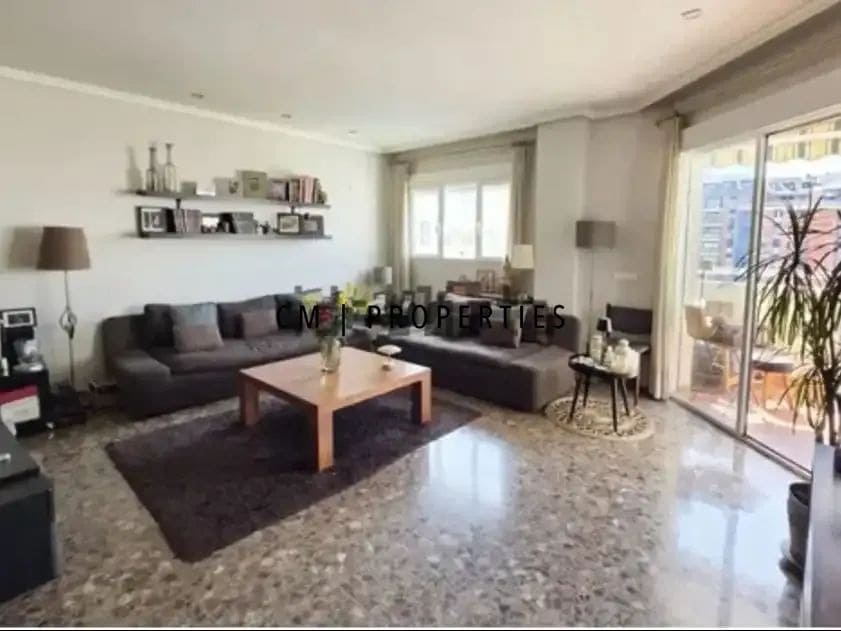 3 soverom Leilighet til salgs i Valencia by med svømmebasseng garasje - € 535 000 (Ref: 10077246)