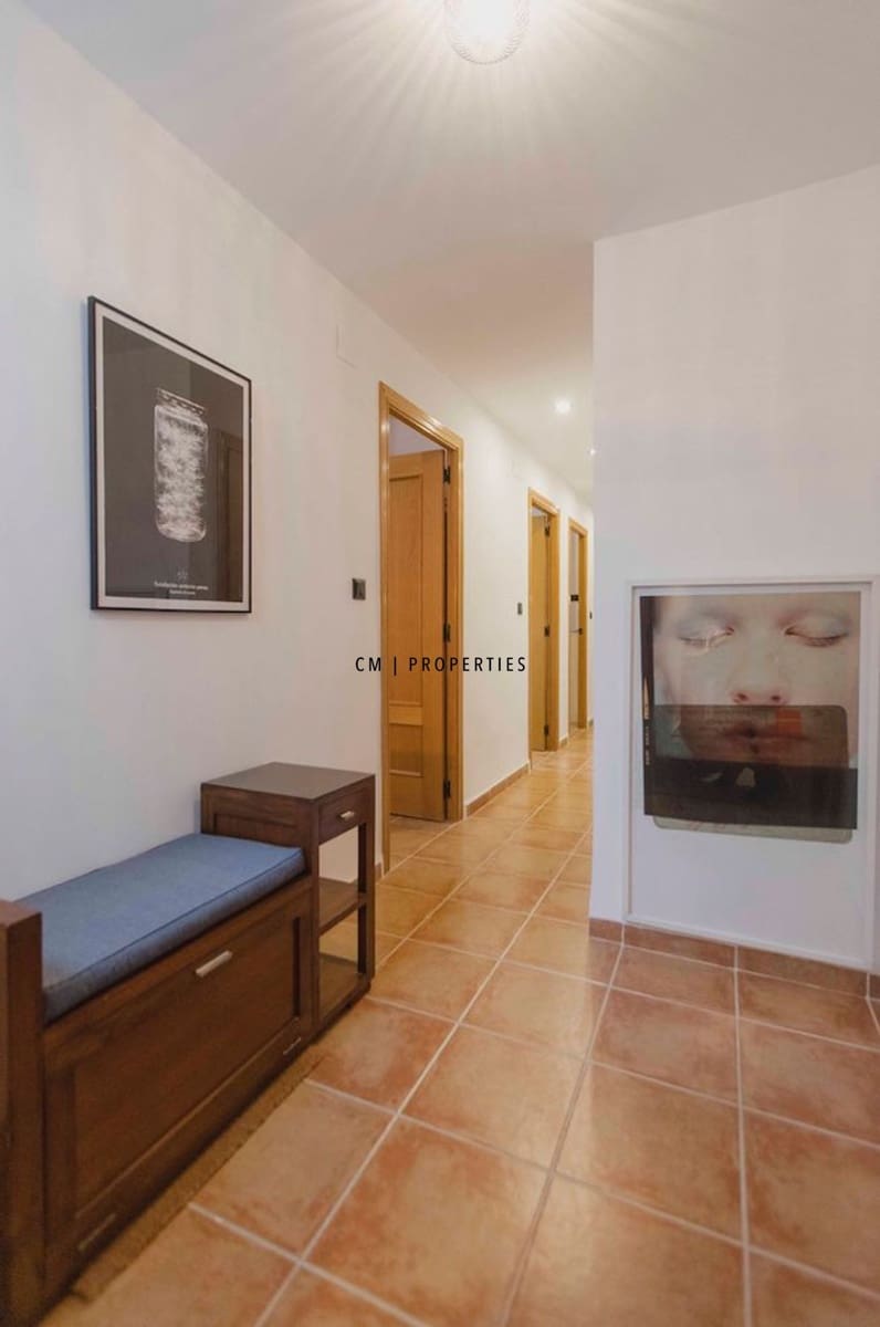 2 sovrum Lägenhet att hyra i Valencia stad - 1 400 € (Ref: 10077307)