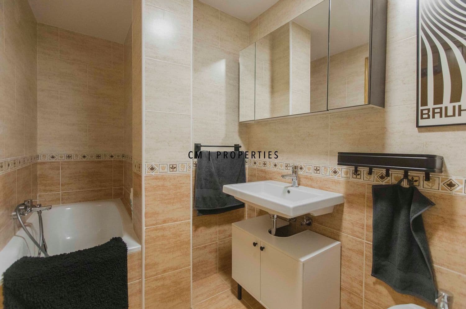 2 sovrum Lägenhet att hyra i Valencia stad - 1 400 € (Ref: 10077307)