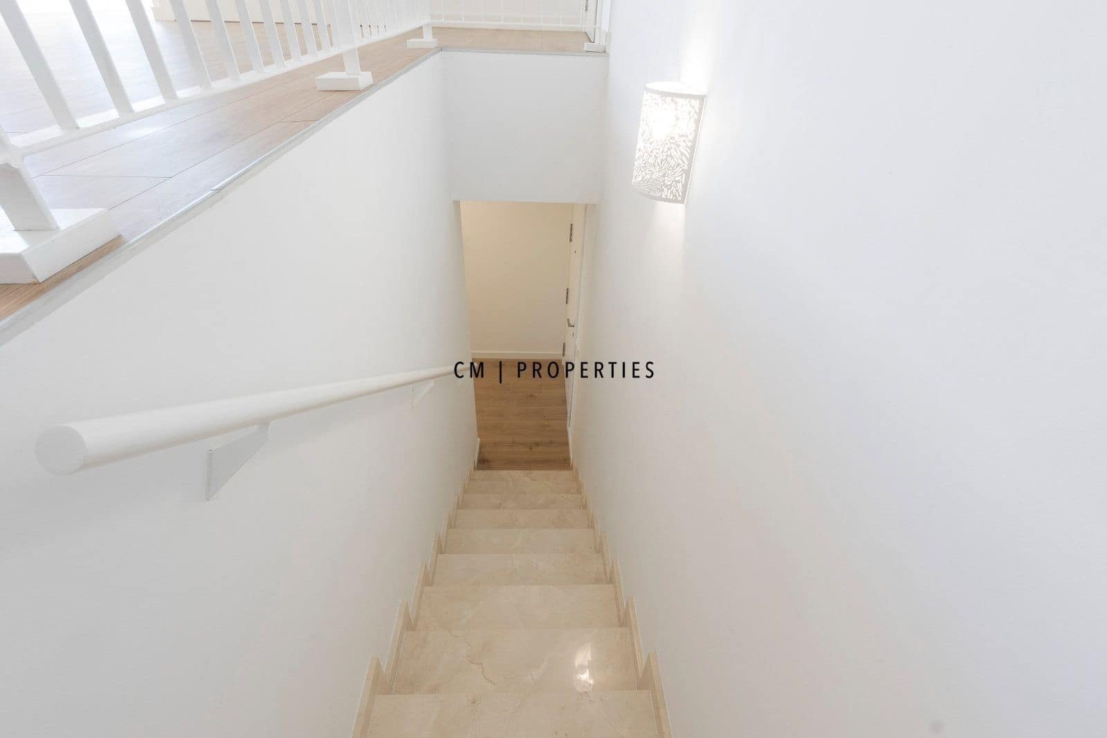 4 soveværelse Penthouse til leje i Valencia by med swimmingpool garage - € 3.400 (Ref: 10077308)