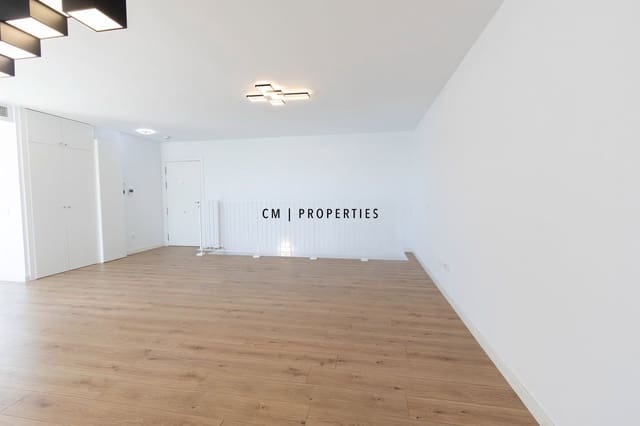 4 soveværelse Penthouse til leje i Valencia by med swimmingpool garage - € 3.400 (Ref: 10077308)