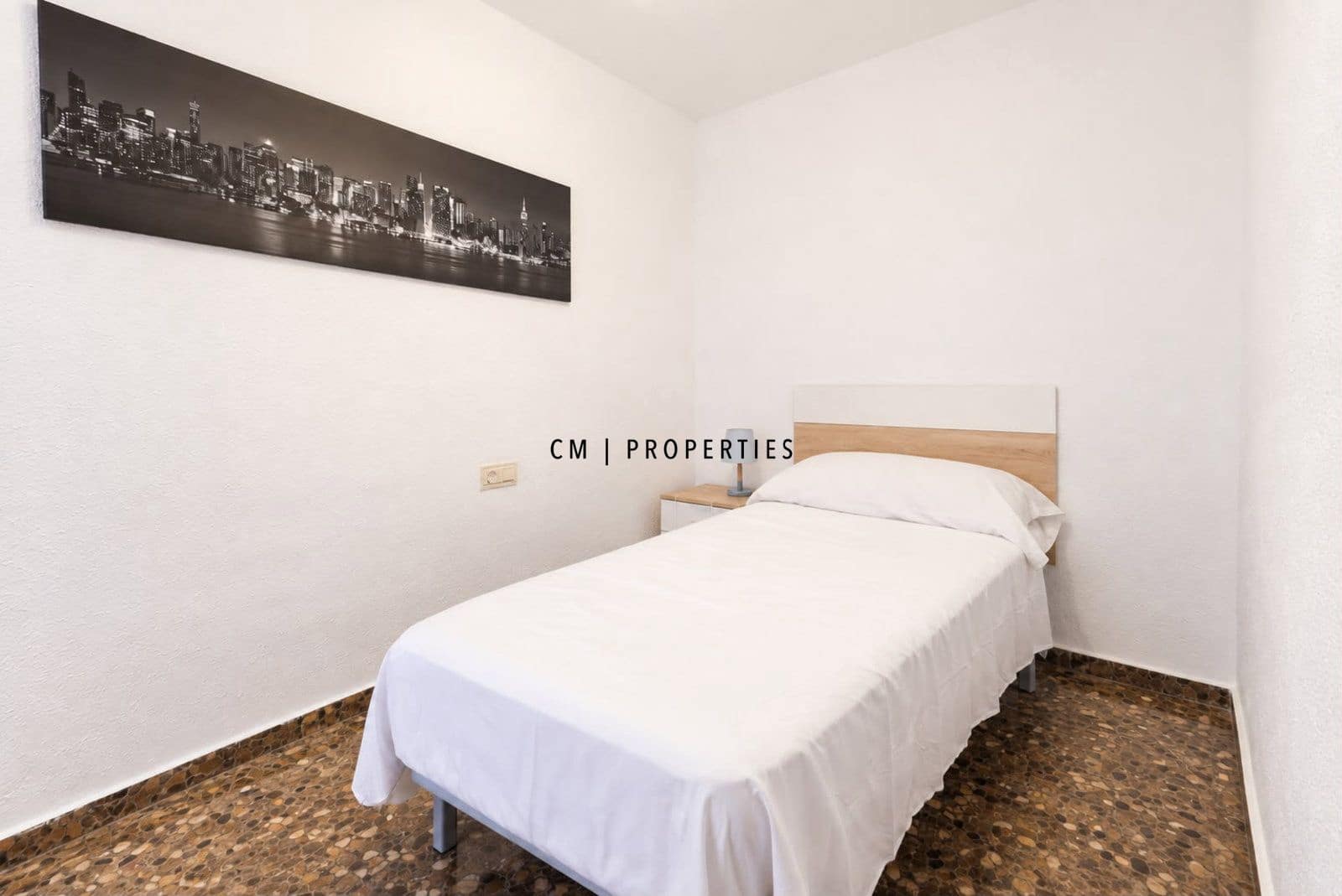 4 soveværelse Lejlighed til leje i Valencia by med garage - € 1.795 (Ref: 10079805)