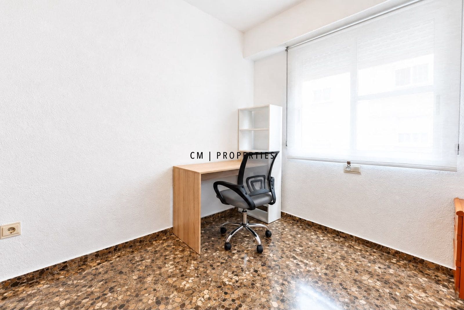 4 soveværelse Lejlighed til leje i Valencia by med garage - € 1.795 (Ref: 10079805)