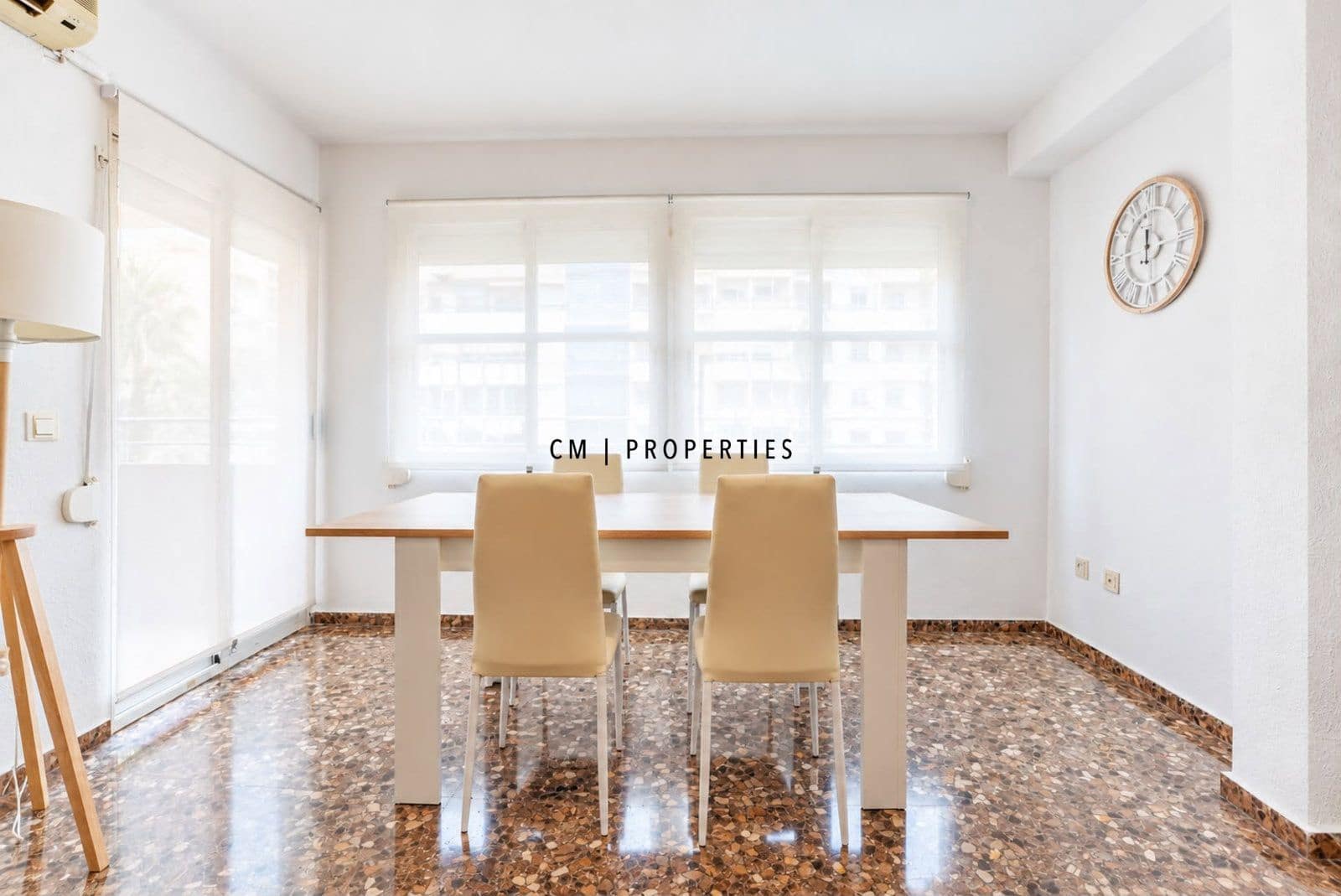 4 soveværelse Lejlighed til leje i Valencia by med garage - € 1.795 (Ref: 10079805)