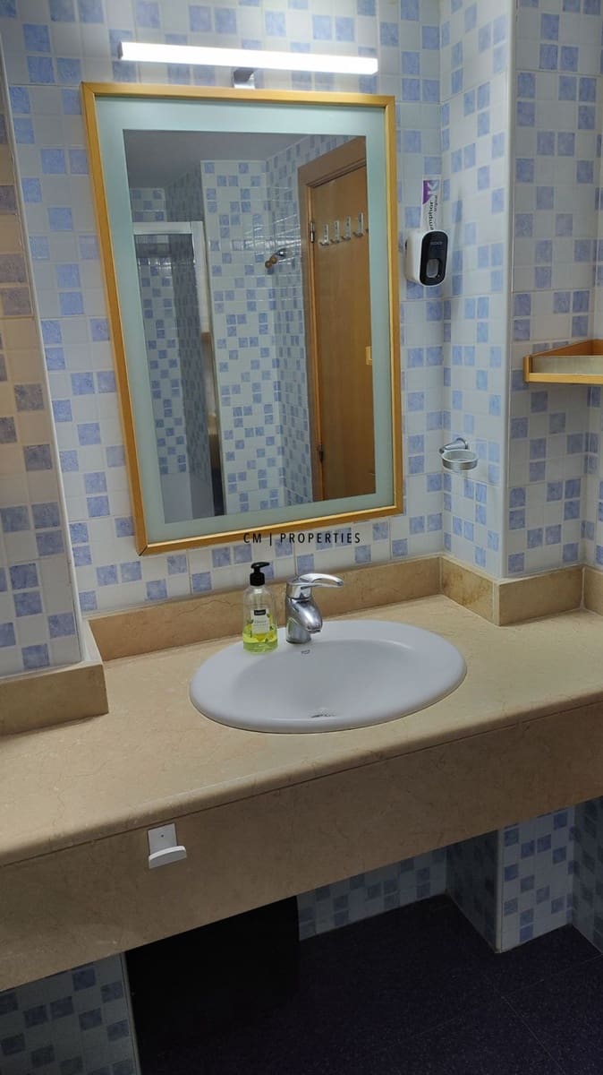 2 soveværelse Lejlighed til leje i Valencia by med garage - € 1.600 (Ref: 10079806)
