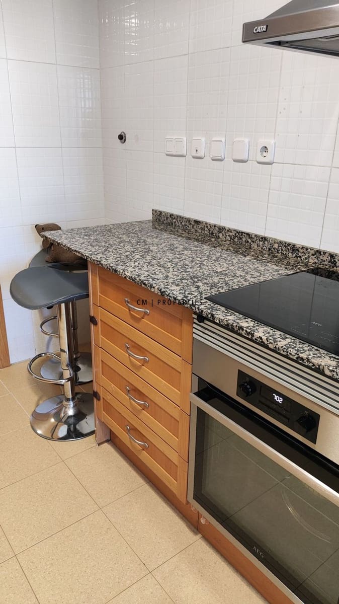 2 soveværelse Lejlighed til leje i Valencia by med garage - € 1.600 (Ref: 10079806)