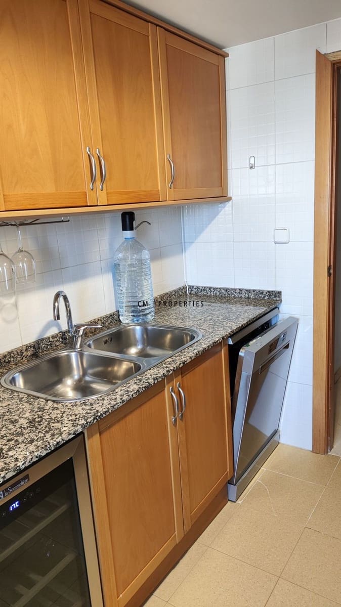 2 soveværelse Lejlighed til leje i Valencia by med garage - € 1.600 (Ref: 10079806)