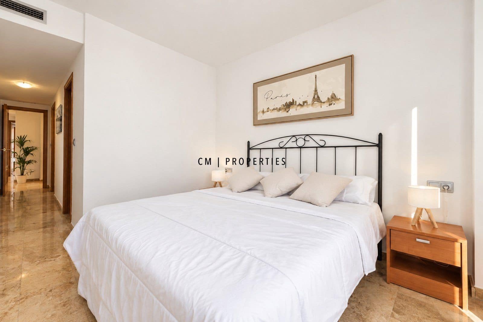 3 slaapkamer Flat te huur in Valencia stad met zwembad garage - € 2.495 (Ref: 10080203)