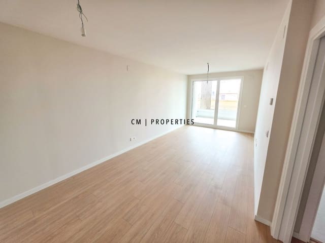 2 sovrum Lägenhet att hyra i L'Eixample, Valencia stad med pool garage - 2 200 € (Ref: 10081568)