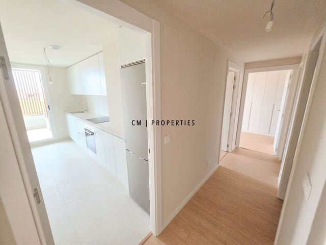 2 sovrum Lägenhet att hyra i L'Eixample, Valencia stad med pool garage - 2 200 € (Ref: 10081568)