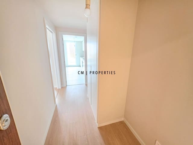 2 sovrum Lägenhet att hyra i L'Eixample, Valencia stad med pool garage - 2 200 € (Ref: 10081568)