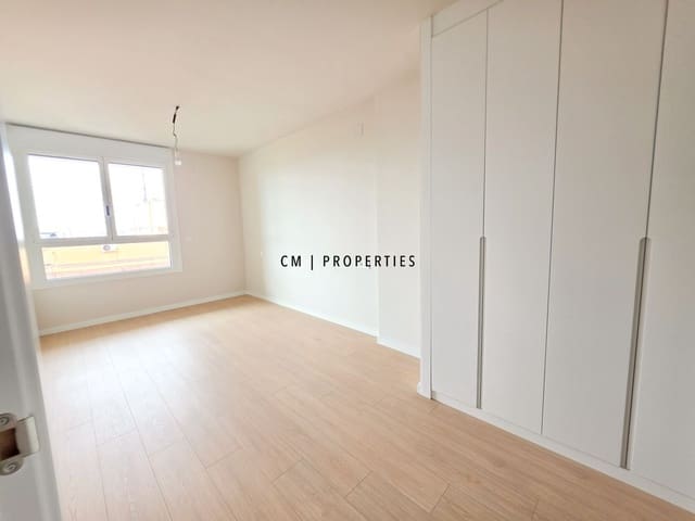 2 sovrum Lägenhet att hyra i L'Eixample, Valencia stad med pool garage - 2 200 € (Ref: 10081568)