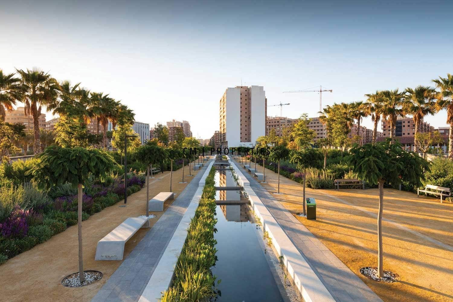 2 Zimmer Wohnung zu vermieten in Valencia Stadt mit Pool Garage - 2.200 € (Ref: 10081568)