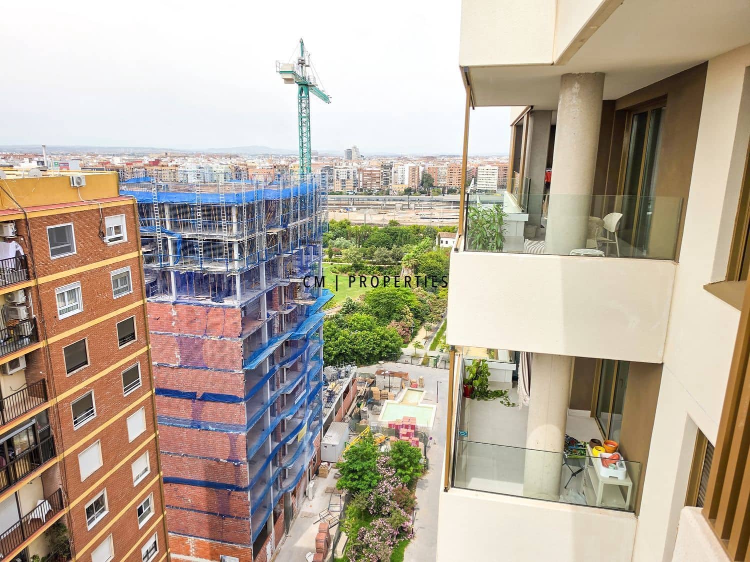 2 Zimmer Wohnung zu vermieten in Valencia Stadt mit Pool Garage - 2.200 € (Ref: 10081568)