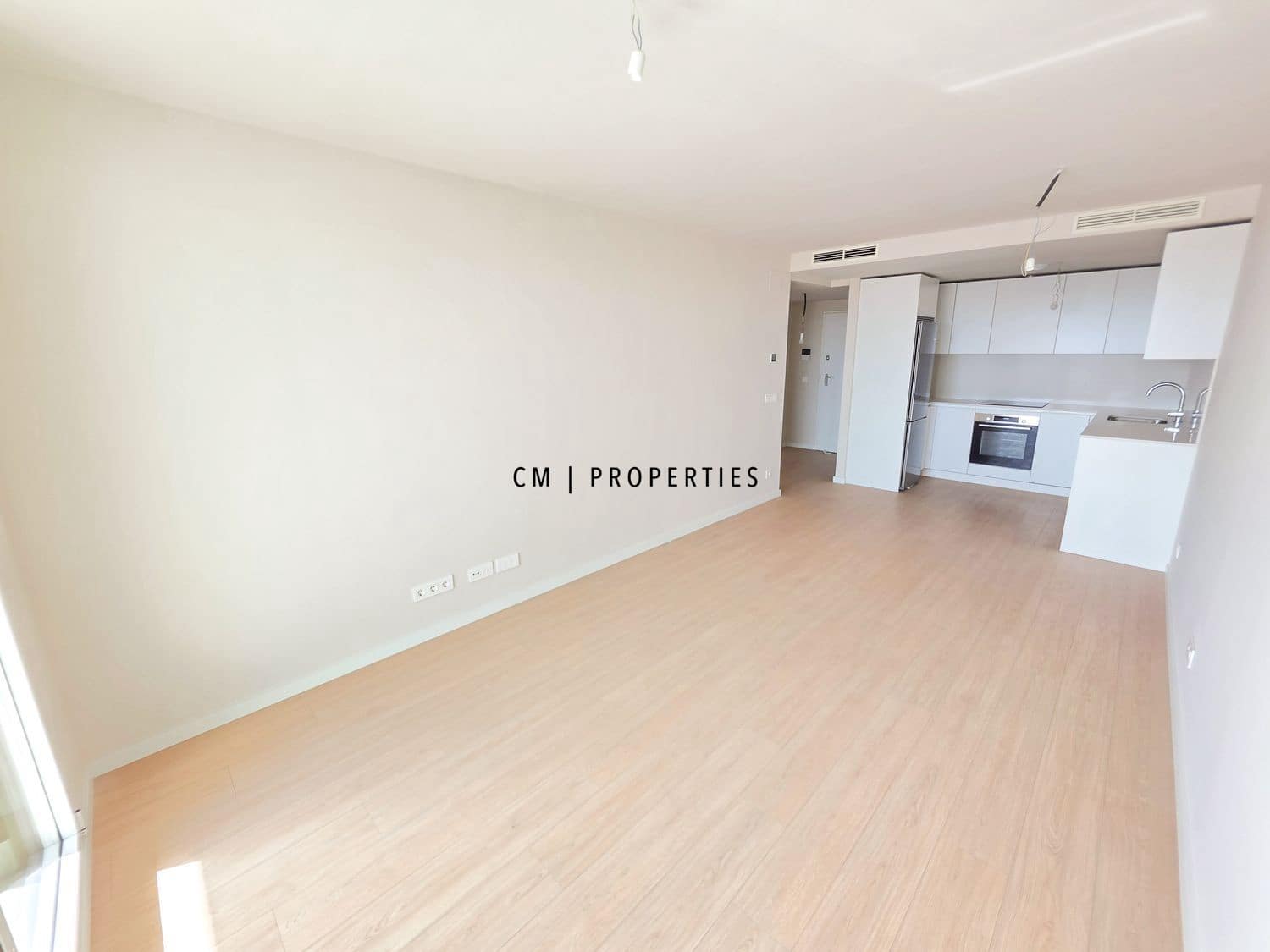 2 Zimmer Wohnung zu vermieten in Valencia Stadt mit Pool Garage - 2.400 € (Ref: 10081569)
