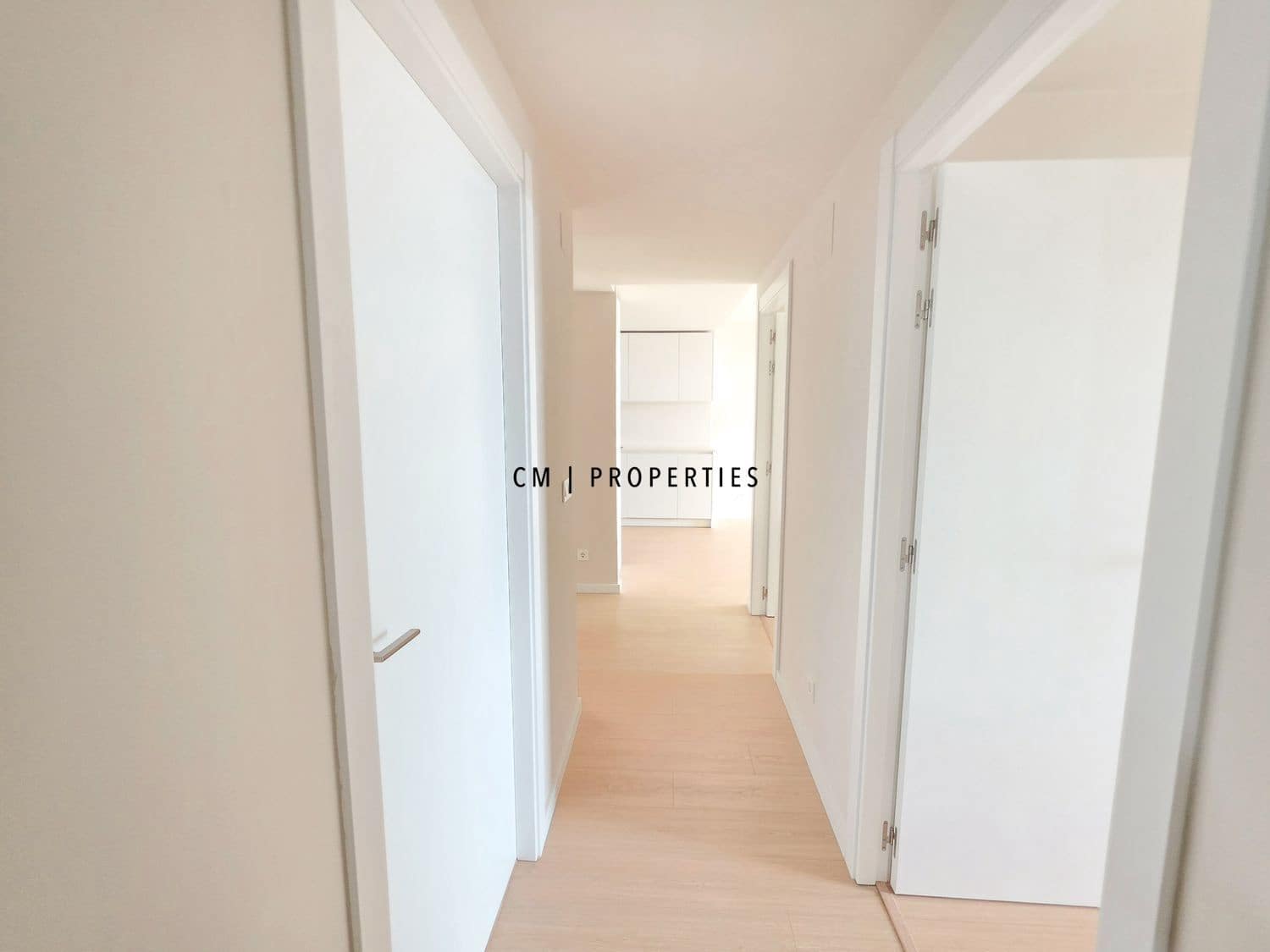 2 Zimmer Wohnung zu vermieten in Valencia Stadt mit Pool Garage - 2.400 € (Ref: 10081569)