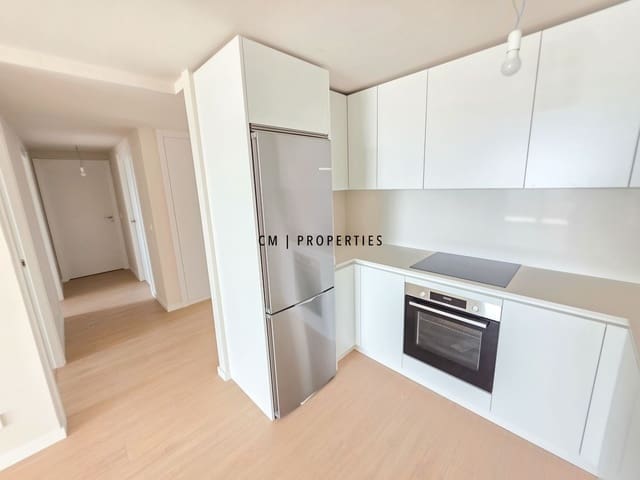 Piso de 2 habitaciones en L'Eixample, València ciudad en alquiler con piscina garaje - 2.400 € (Ref: 10081569)