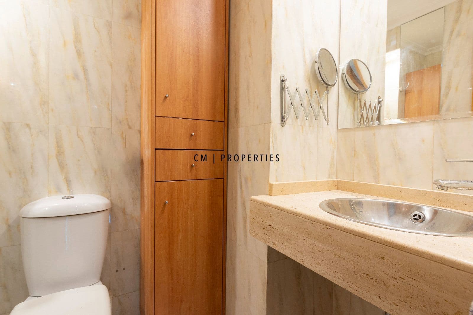 Piso de 3 habitaciones en València ciudad en alquiler - 1.900 € (Ref: 10081825)