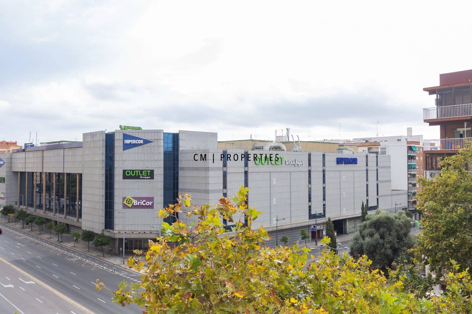 Piso de 3 habitaciones en València ciudad en alquiler - 1.900 € (Ref: 10081825)