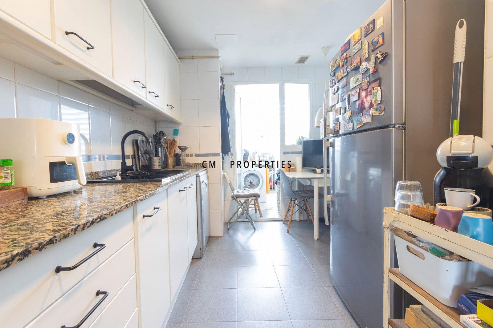 3 sovrum Lägenhet till salu i Valencia stad med pool garage - 535 000 € (Ref: 10088673)