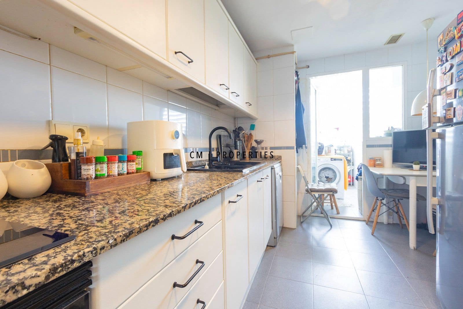 3 sovrum Lägenhet till salu i Valencia stad med pool garage - 535 000 € (Ref: 10088673)