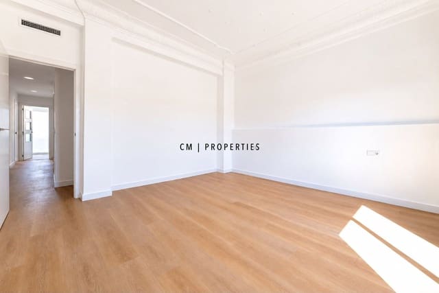 4 slaapkamer Flat te huur in Valencia stad - € 1.900 (Ref: 10093817)