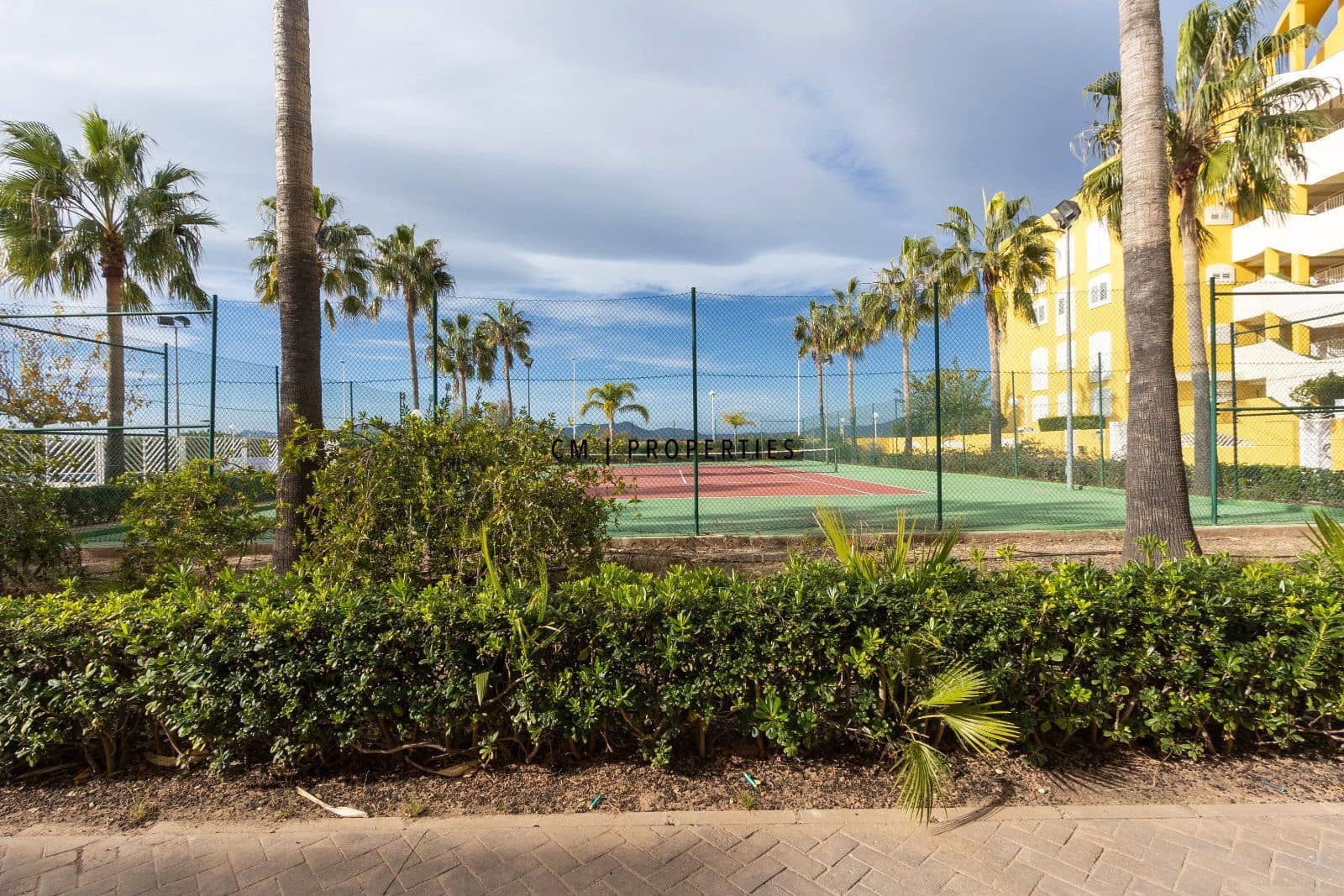 3 quarto Penthouse para arrendar em Sagunto / Sagunt com piscina garagem - 1 500 € (Ref: 10094695)