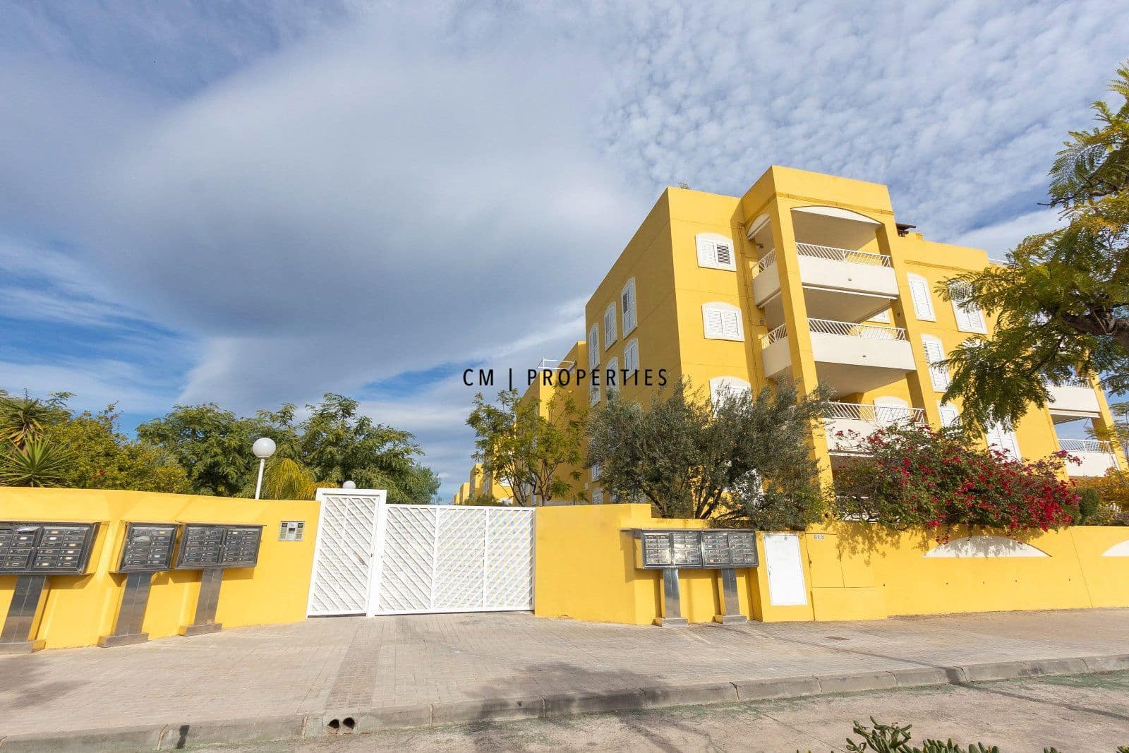 3 quarto Penthouse para arrendar em Sagunto / Sagunt com piscina garagem - 1 500 € (Ref: 10094695)