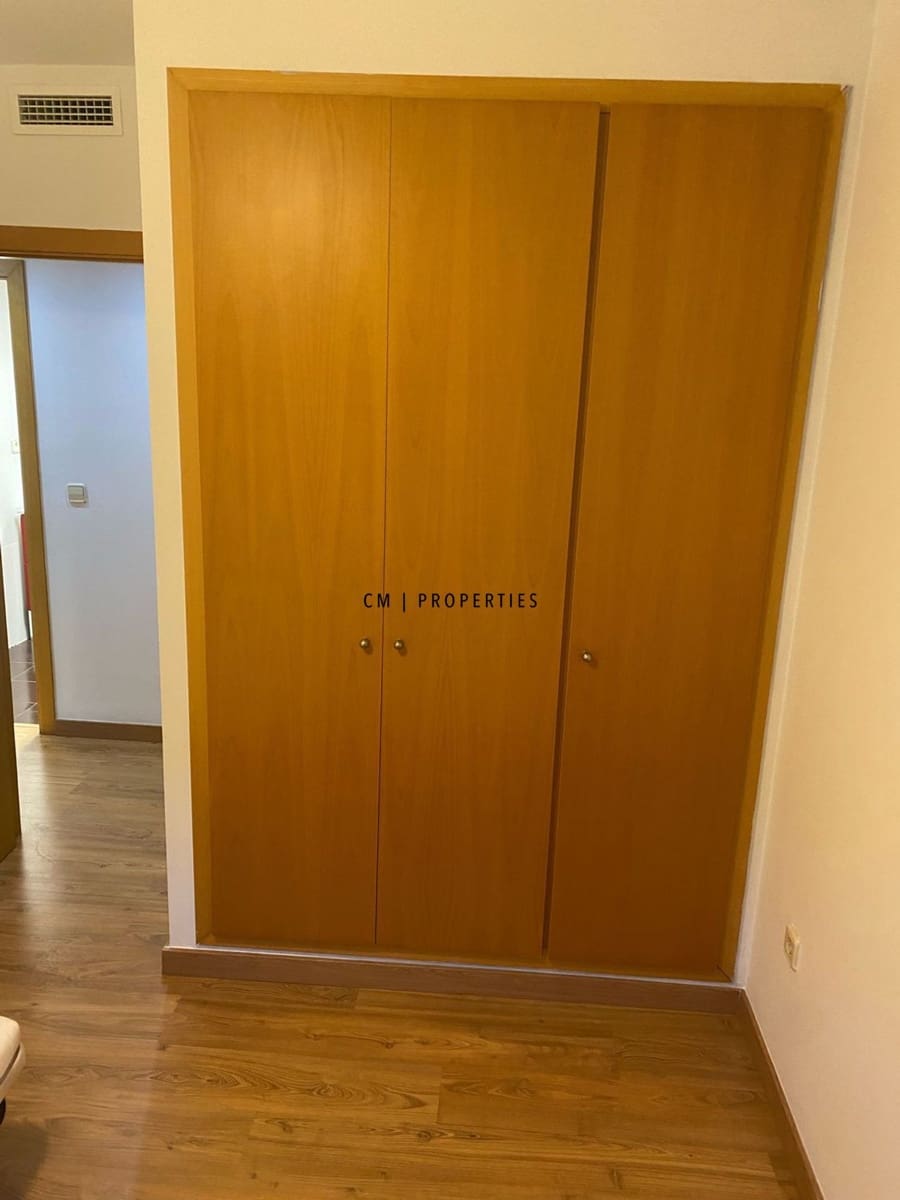 3 camera da letto Appartamento da affittare in Torrent con garage - 1.200 € (Rif: 10095023)
